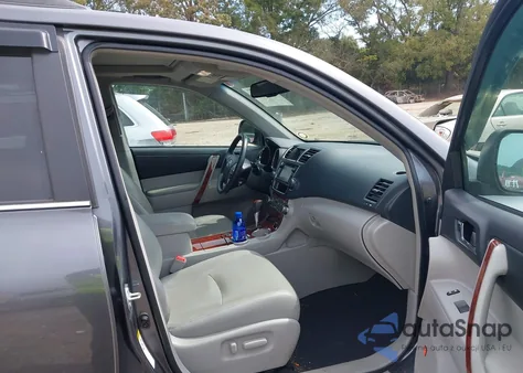 2013 Toyota Highlander Limited V6 z USA, uszkodzony, nr VIN 5TDYK3EHXDS132554